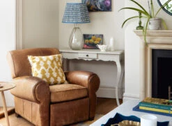 Honest John™ No.58 -Mylands Walls Honest John No58 Stone White Paint 8 bb16d769 8a16 4349 bc7e 2d28c6a0f537