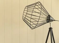 Lots Road™ No.24 -Mylands Walls Lots Road No24 White Rock Paint 1 2c471b47 d0ab 4b68 a6a1 98c497e98930