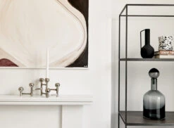 Maugham White™ No.2 -Mylands Walls Maugham White No2 Bright White Paint 8 3ebd3a6b 26b0 4925 8dce 90402fa70ac0