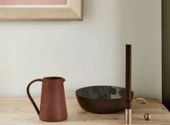 St James™ No.40 -Mylands Walls St James No40 Off White Green Paint 2 d2c167d9 9db8 4999 93a9 5f4ff7973ab5